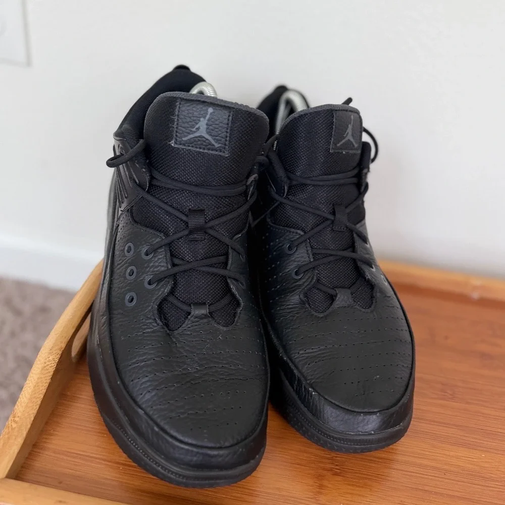 Jordan Max Aura 5 Triple Black Mens Basketball Shoes DZ4353-001 Sz 11.5 Athletic